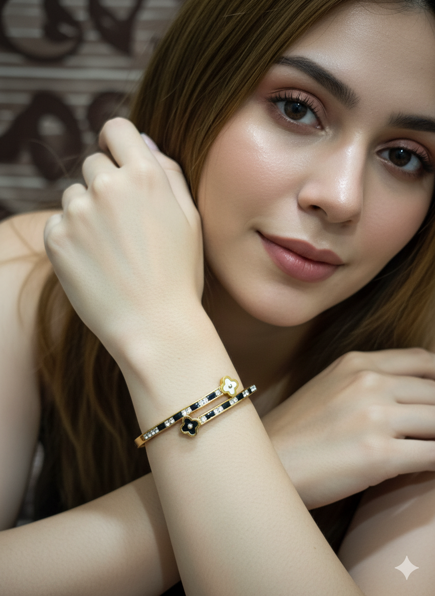 Clover Charm Bracelet