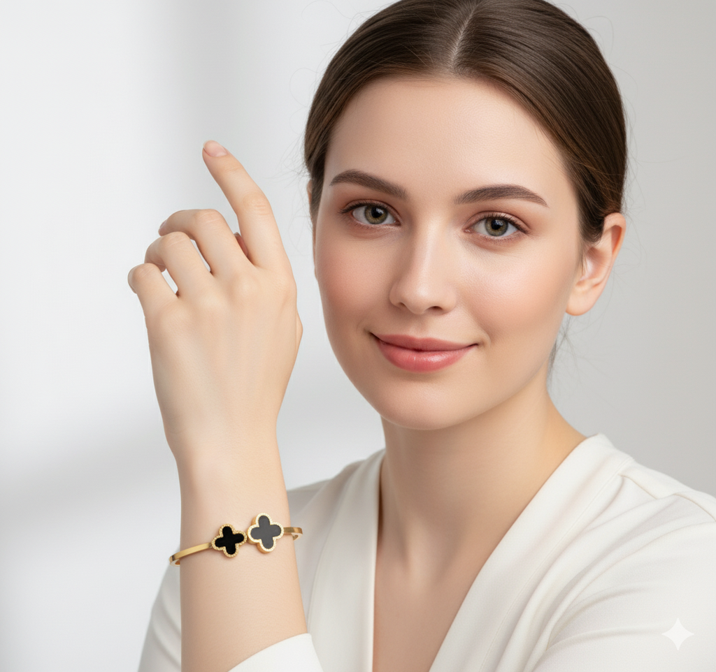 Stainless Steel 18k gold plated bracelet -Style Anti Tarnish Clover Bracelet