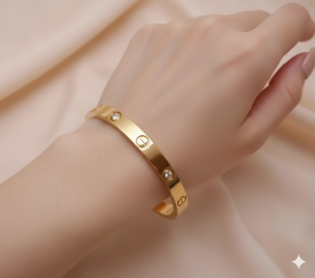 AntiTarnish Gold Plated Trending Bracelet For Girls & Women